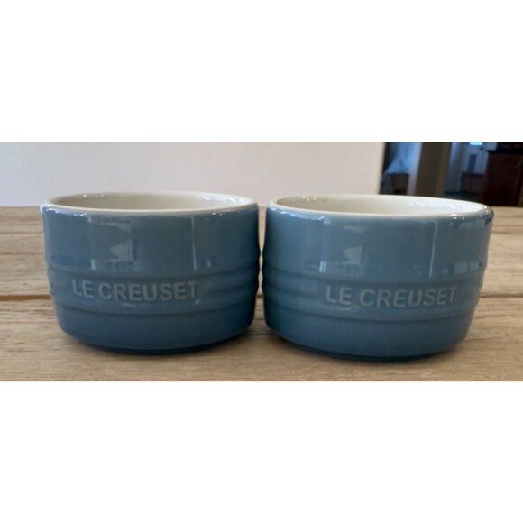 Le Creuset Stoneware Set of 2 Stackable Straight Wall 7 oz Ramekins Chambray NEW - Picture 1 of 8